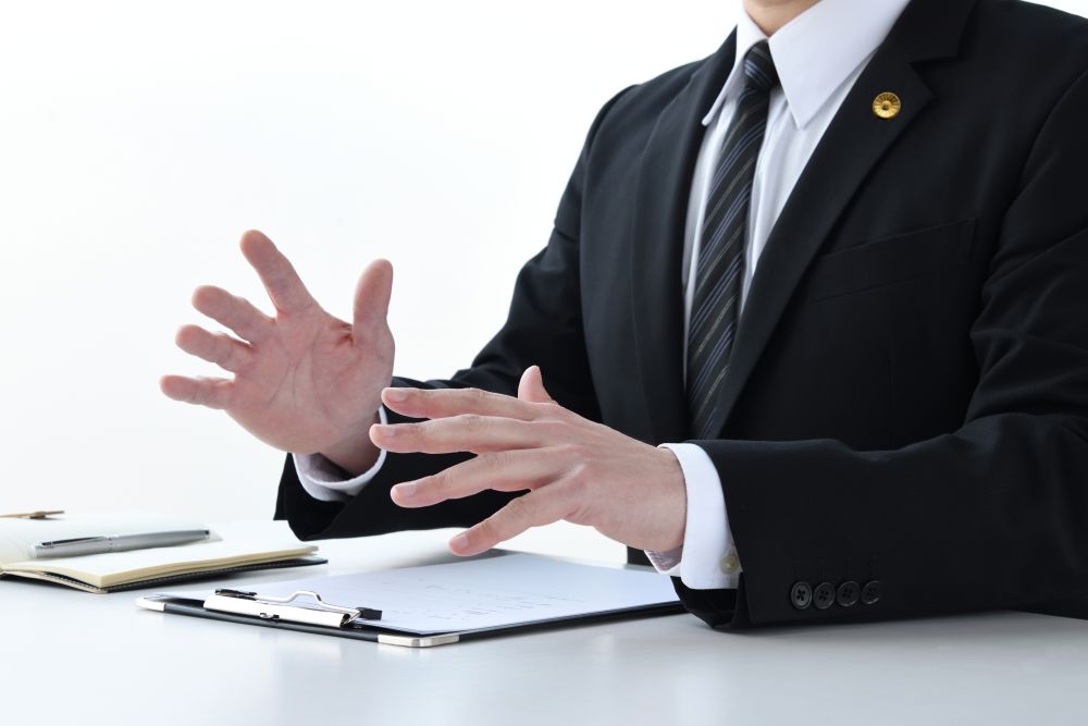 「労働基準監督署へ申告」と「弁護士へ無料相談」の3つの違いとは：残業代請求やハラスメントの相談先を解説